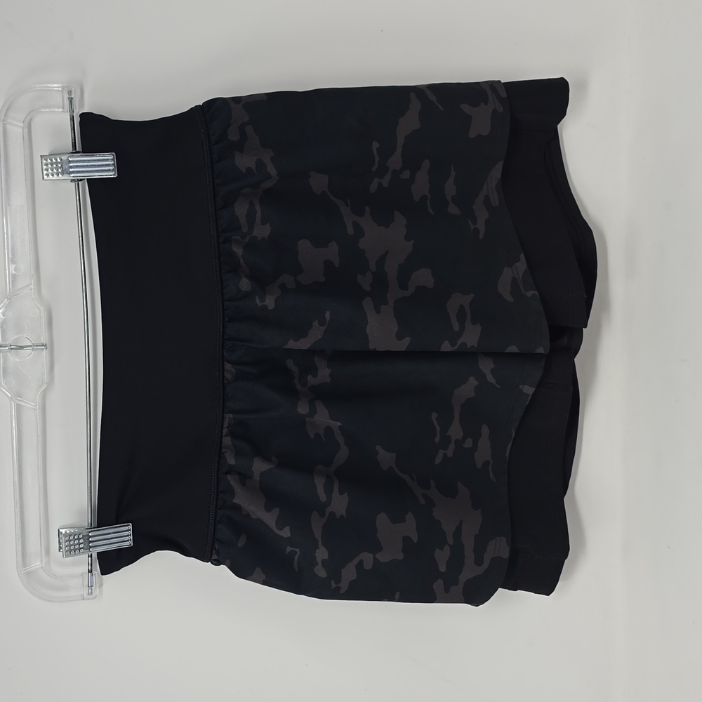 Spanx The Get Moving Short  Black Camo Size S